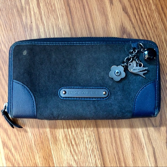 Juicy Couture Go Steady velour wallet - Picture 2 of 6